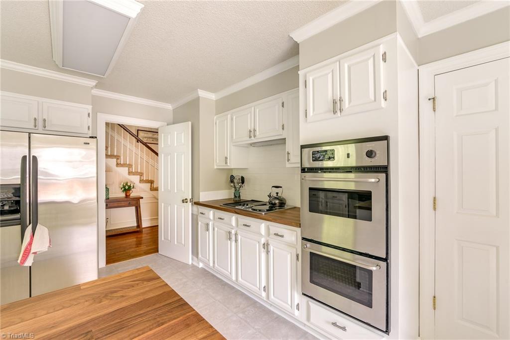 1032 Beecher Road Winston-Salem, NC 27104 - Photo 5 of 25 Gallery Image 5