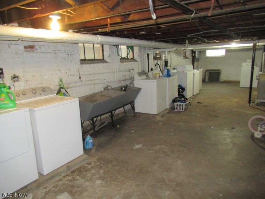 3452 Bosworth Road, Unit 1 Cleveland, OH 44111 - Photo 17 of 26 Gallery Image 17