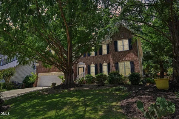 $649,900 | 504 Kingswood Drive, Cary, NC 27513