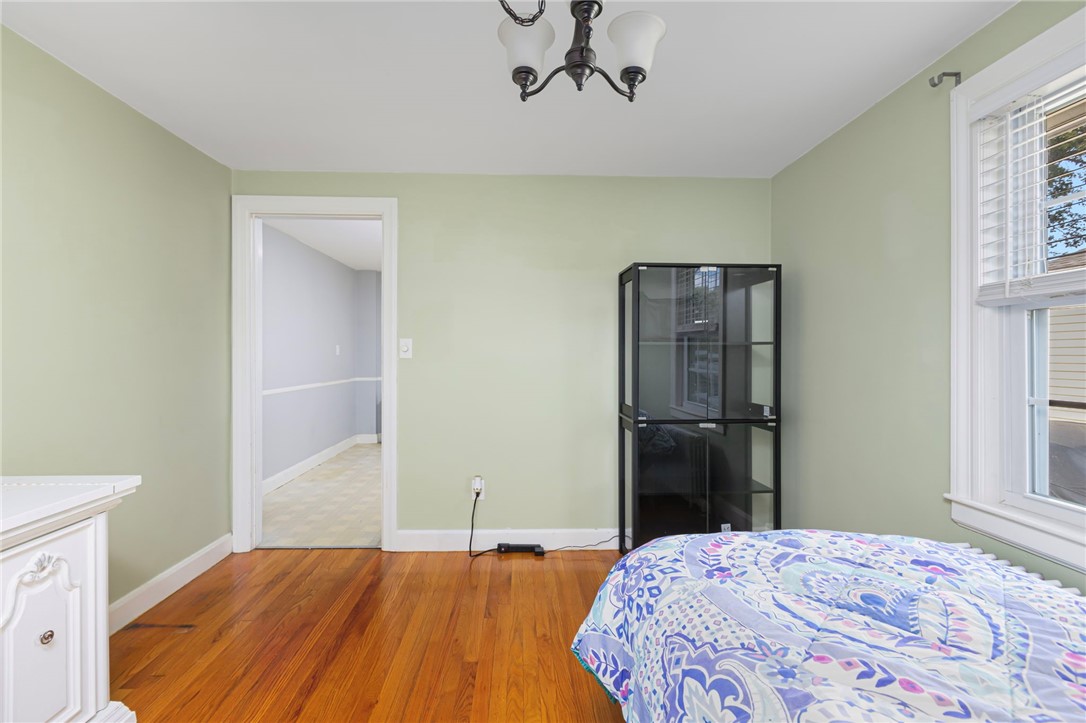 15 Saxonia Road Cranston, RI 02920 - Photo 12 of 20 Gallery Image 12