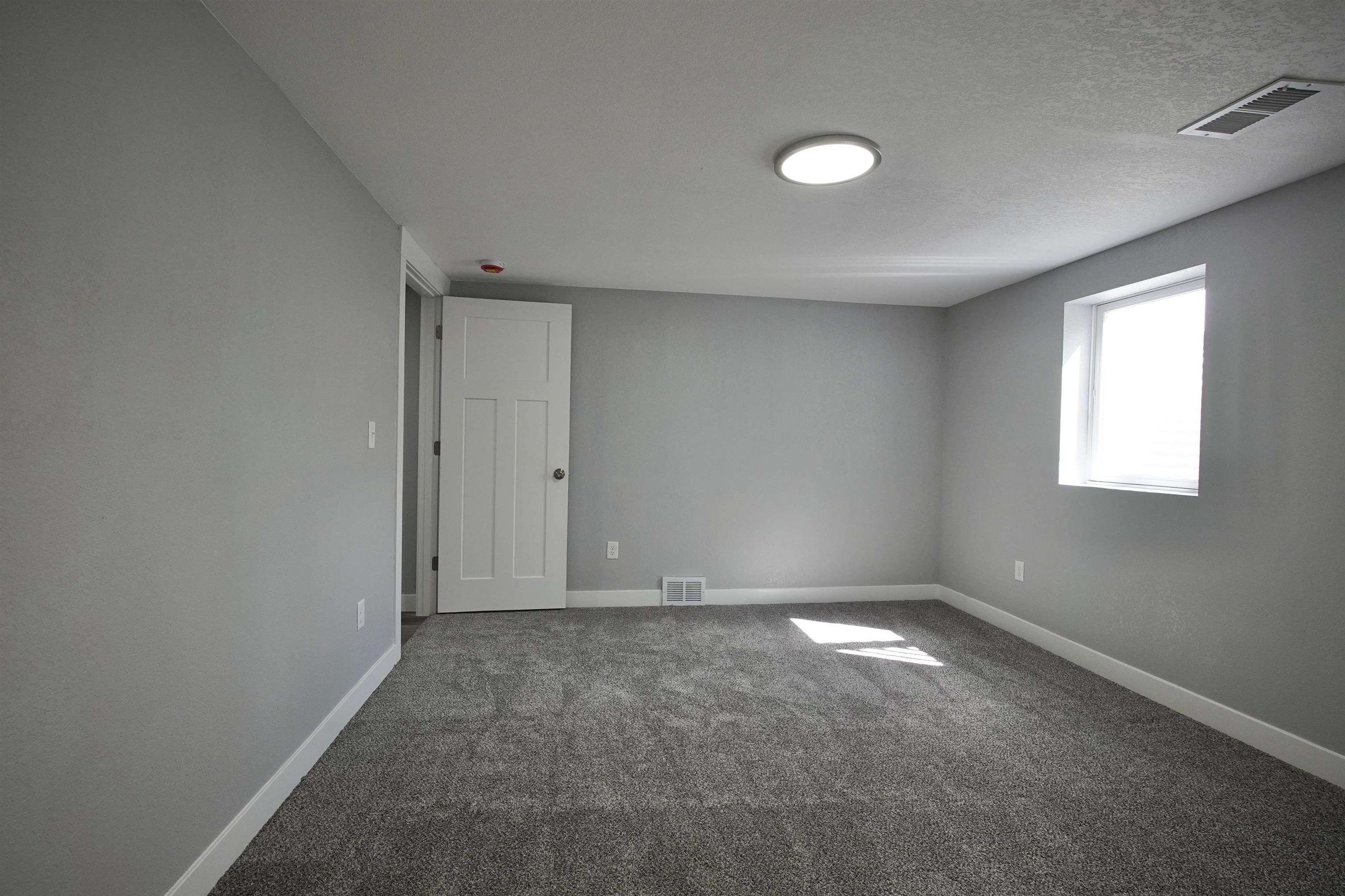 558 South Kimball Street Casper, WY 82601 - Photo 16 of 43