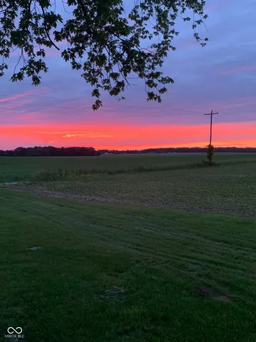 $215,000 | 1915 South County Road 100 East, Center Point, IN 47840