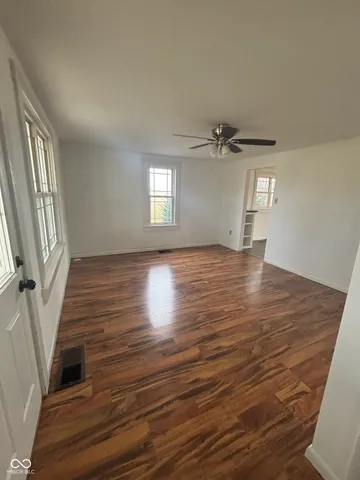 $215,000 | 1915 South County Road 100 East, Center Point, IN 47840