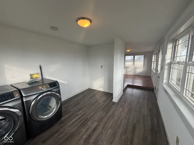 $215,000 | 1915 South County Road 100 East, Center Point, IN 47840