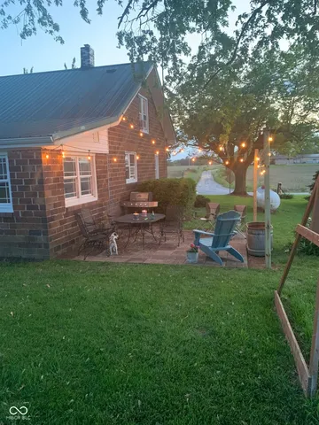 $215,000 | 1915 South County Road 100 East, Center Point, IN 47840