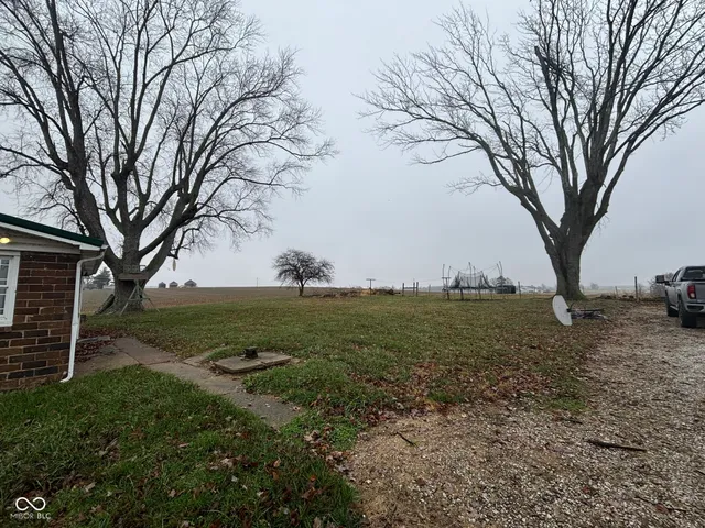 $215,000 | 1915 South County Road 100 East, Center Point, IN 47840