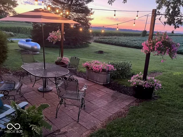 $215,000 | 1915 South County Road 100 East, Center Point, IN 47840