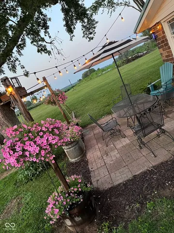 $215,000 | 1915 South County Road 100 East, Center Point, IN 47840