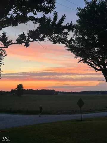 $215,000 | 1915 South County Road 100 East, Center Point, IN 47840