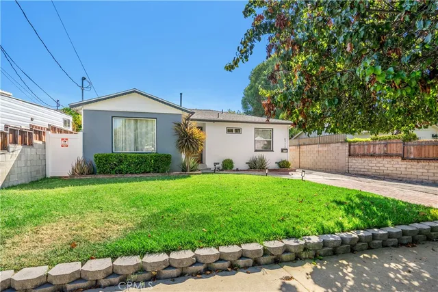 $1,100,000 | 6714 Amigo Avenue, Reseda, CA 91335