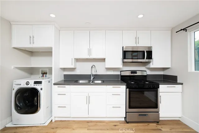 $1,100,000 | 6714 Amigo Avenue, Reseda, CA 91335