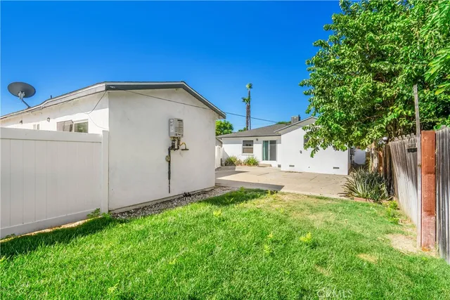 $1,100,000 | 6714 Amigo Avenue, Reseda, CA 91335