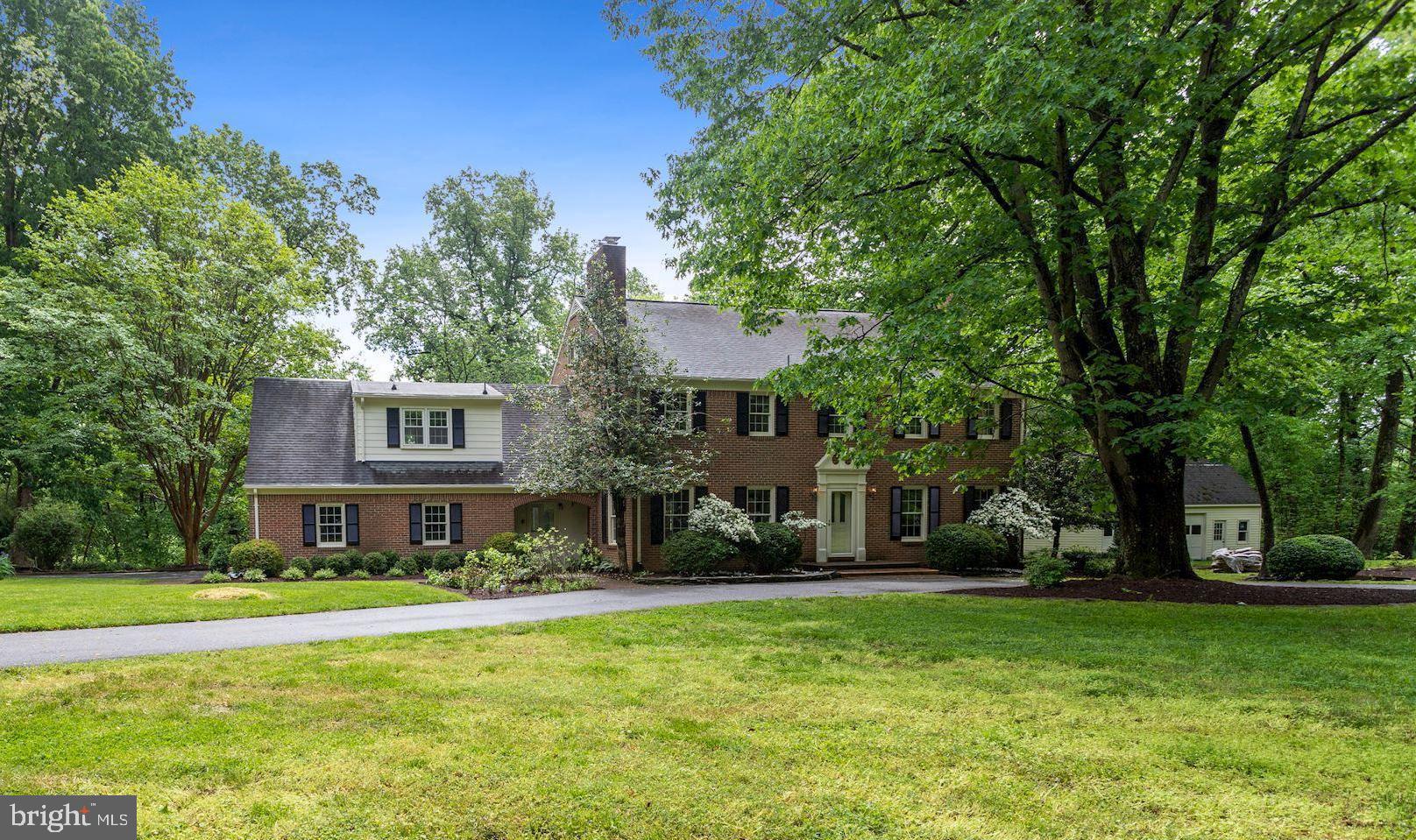 301 Pine Road Fort Washington, MD 20744 - Photo 1 of 55 House view from the street