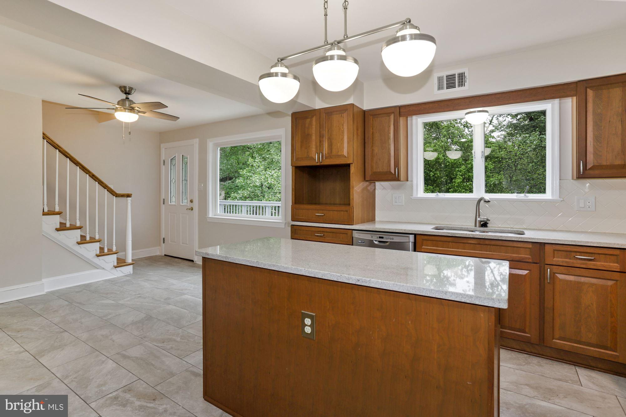 301 Pine Road Fort Washington, MD 20744 - Photo 21 of 55 Family eat in kitchen