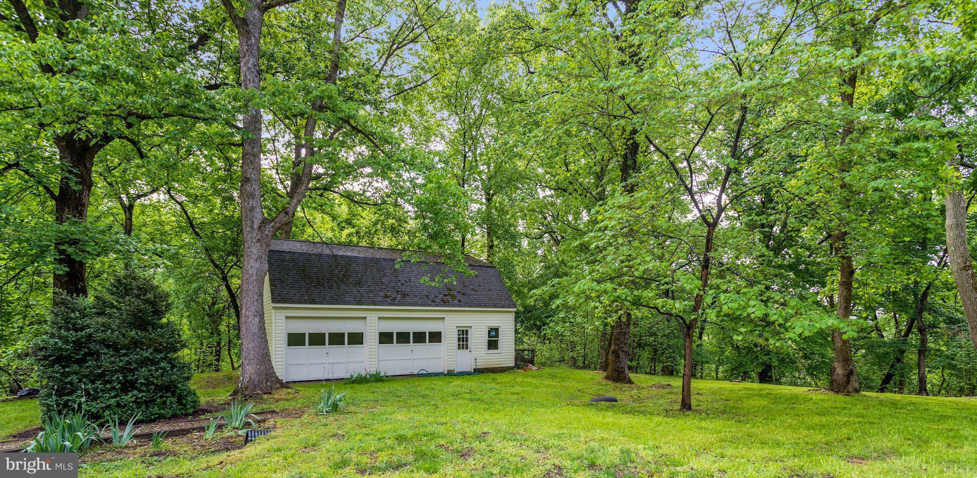 301 Pine Road Fort Washington, MD 20744 - Photo 47 of 55 Barn with storage
