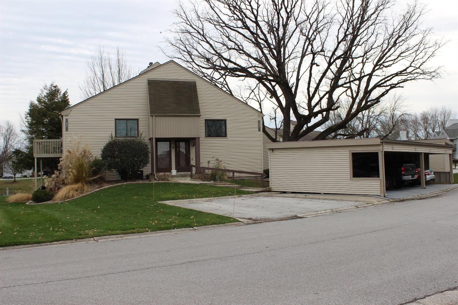 975 Millpond Road Valparaiso, IN 46385 - Photo 2 of 10 1500x1000