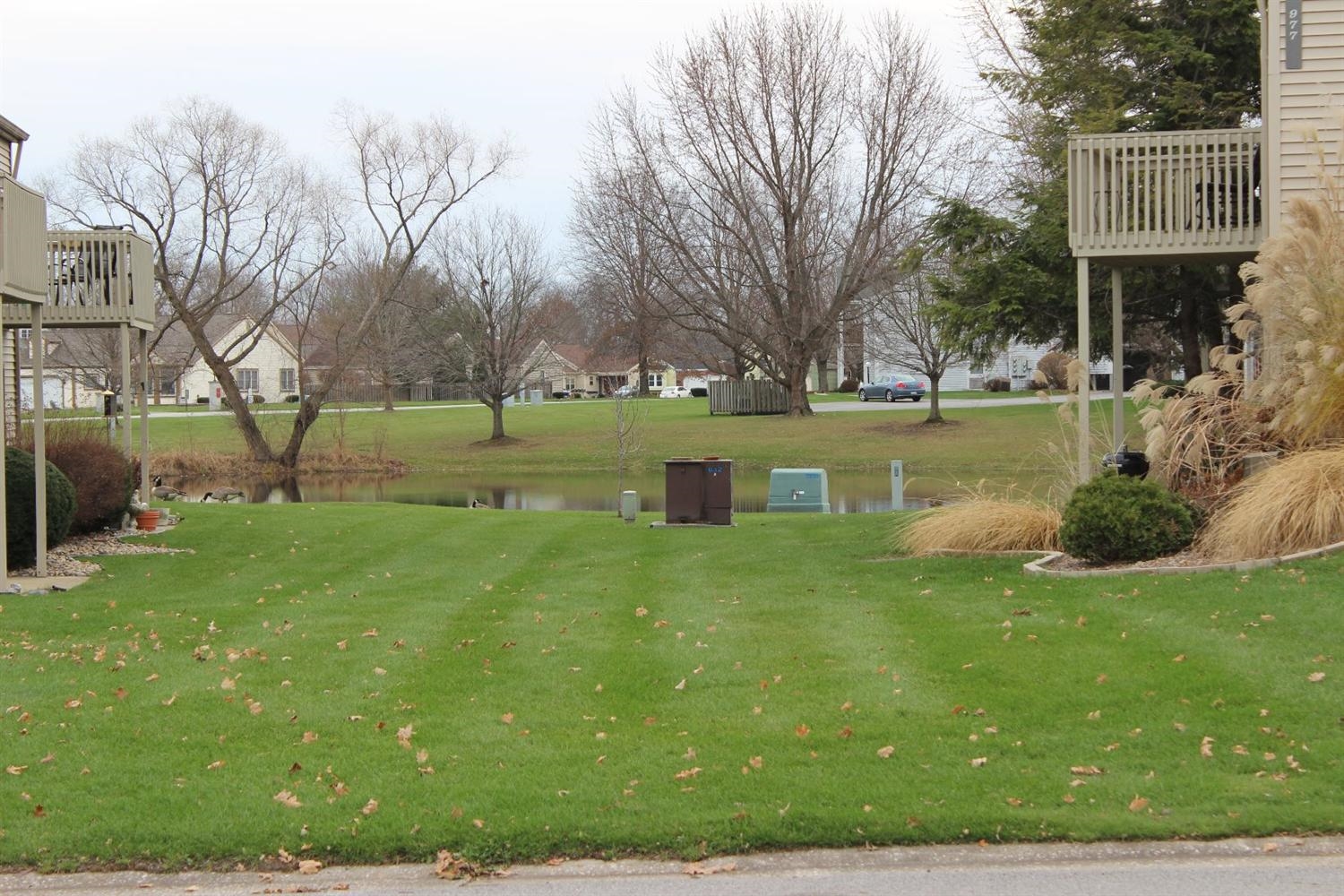 975 Millpond Road Valparaiso, IN 46385 - Photo 3 of 10 1500x1000