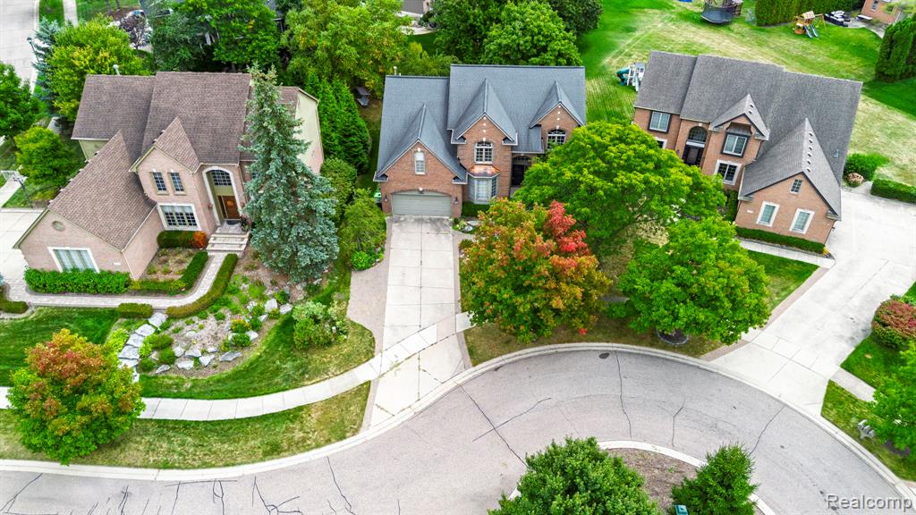 620 Appoline Court Rochester, MI 48307 - Photo 3 of 26