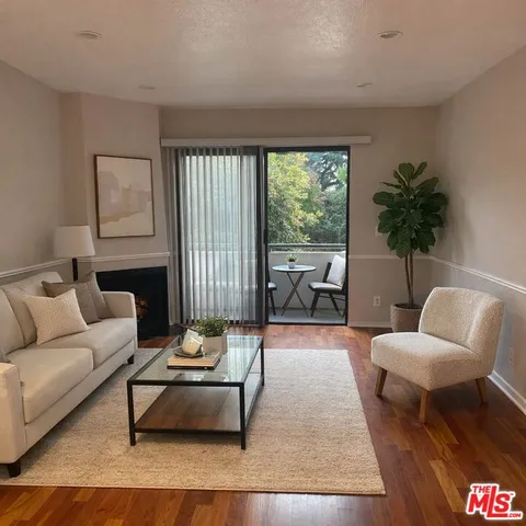 $3,700 | 12211 Idaho Avenue, Unit 103, Los Angeles, CA 90025