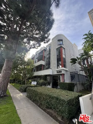 $3,700 | 12211 Idaho Avenue, Unit 103, Los Angeles, CA 90025