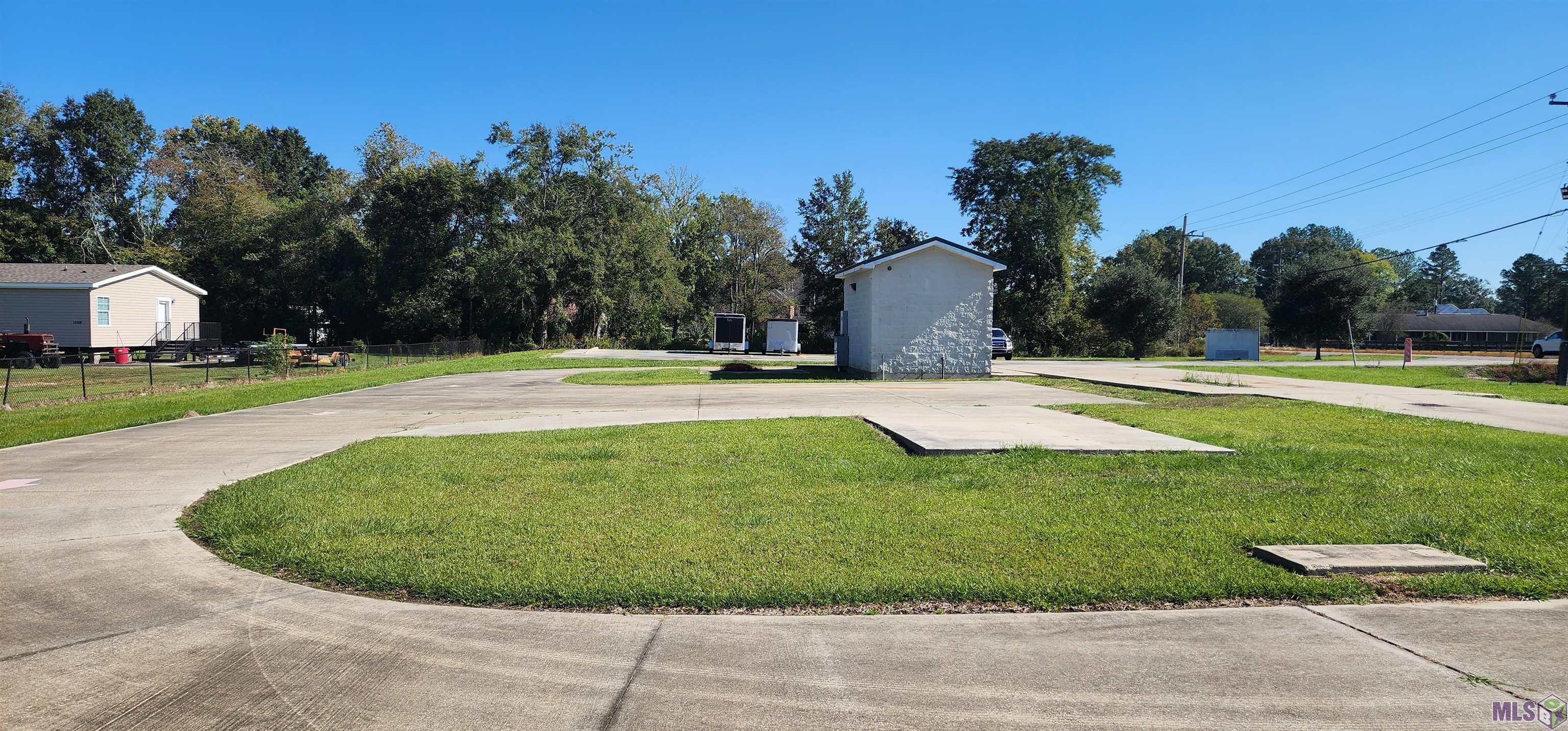 37044 Perkins Road Prairieville, LA 70769 - Photo 6 of 11