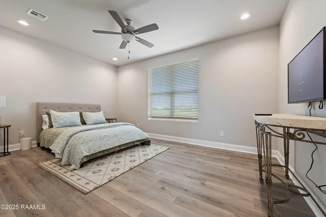 $795,000 | 117 Firethorn Drive, Youngsville, LA 70592