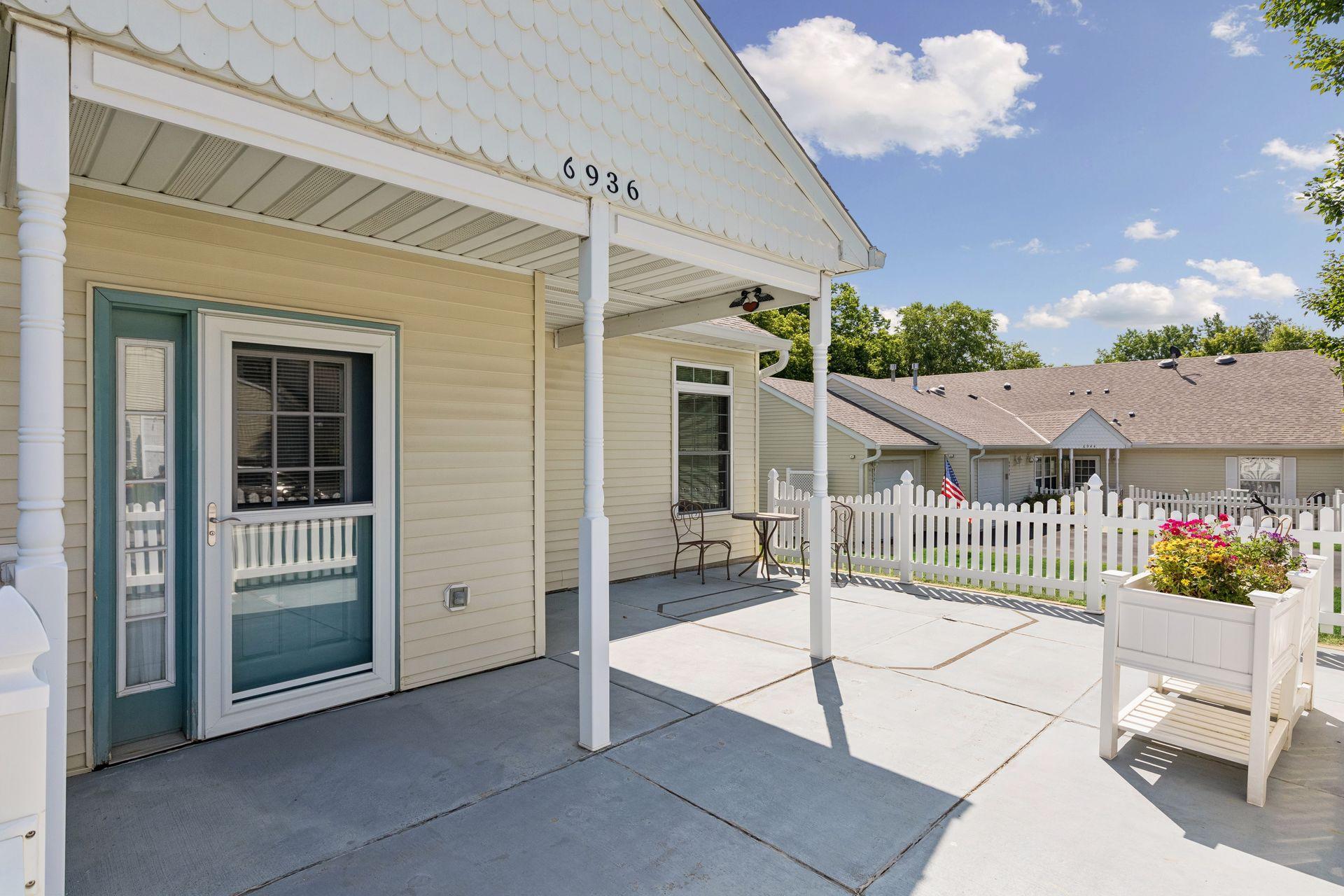 6936 Inverness Court, Unit 23 Inver Grove Heights, MN 55077 - Photo 4 of 44 Gallery Image 4
