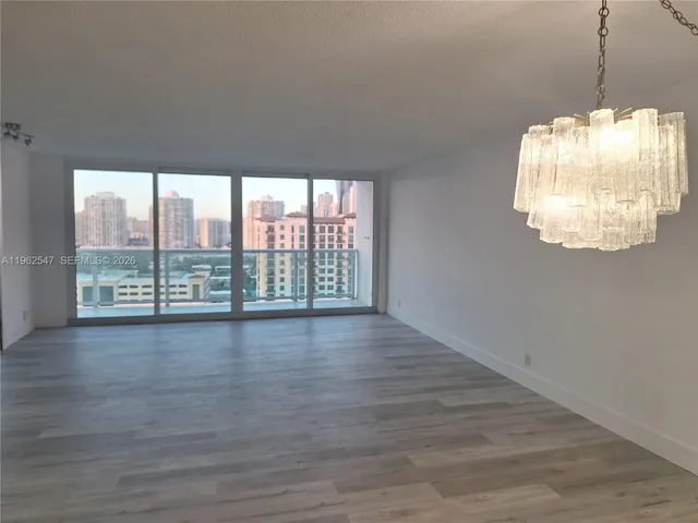 $3,200 | 100 Bayview Drive, Unit 2028, Sunny Isles Beach, FL 33160