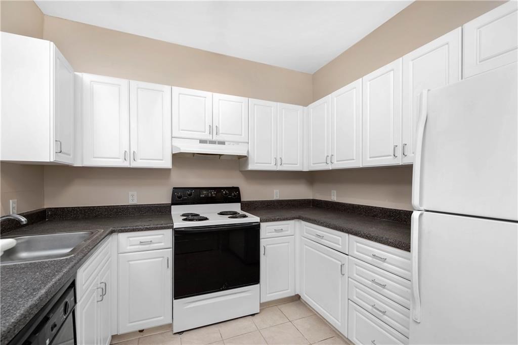 86 Mill Street, Unit 102 Woonsocket, RI 02895 - Photo 4 of 18 Gallery Image 4