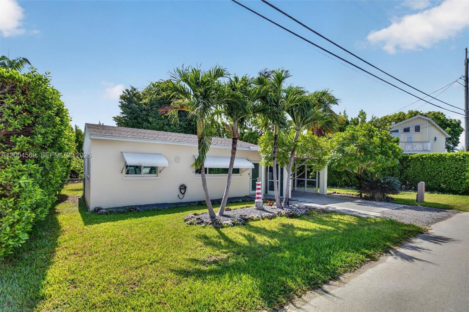 8 Ocean View Boulevard Key Largo, FL 33037 - Photo 7 of 56 Relax, unwind, and enjoy the island breeze.