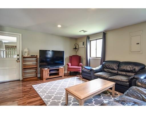 22 Mayflower Road Framingham, MA 01701 - Photo 13 of 25 Gallery Image 13