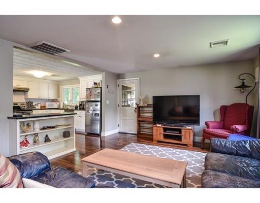 22 Mayflower Road Framingham, MA 01701 - Photo 14 of 25 Gallery Image 14
