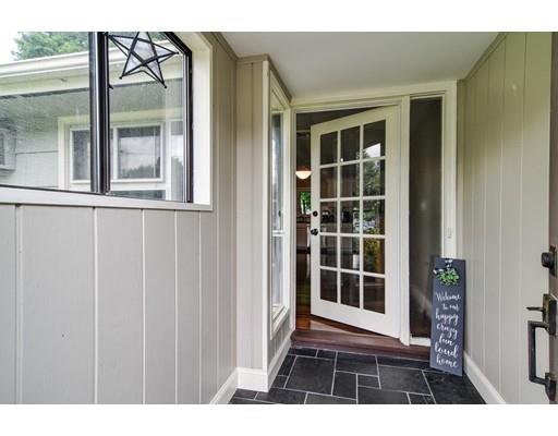 22 Mayflower Road Framingham, MA 01701 - Photo 4 of 25 Gallery Image 4