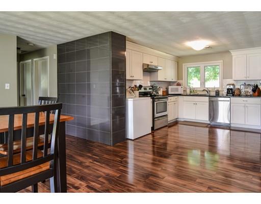 22 Mayflower Road Framingham, MA 01701 - Photo 6 of 25 Gallery Image 6
