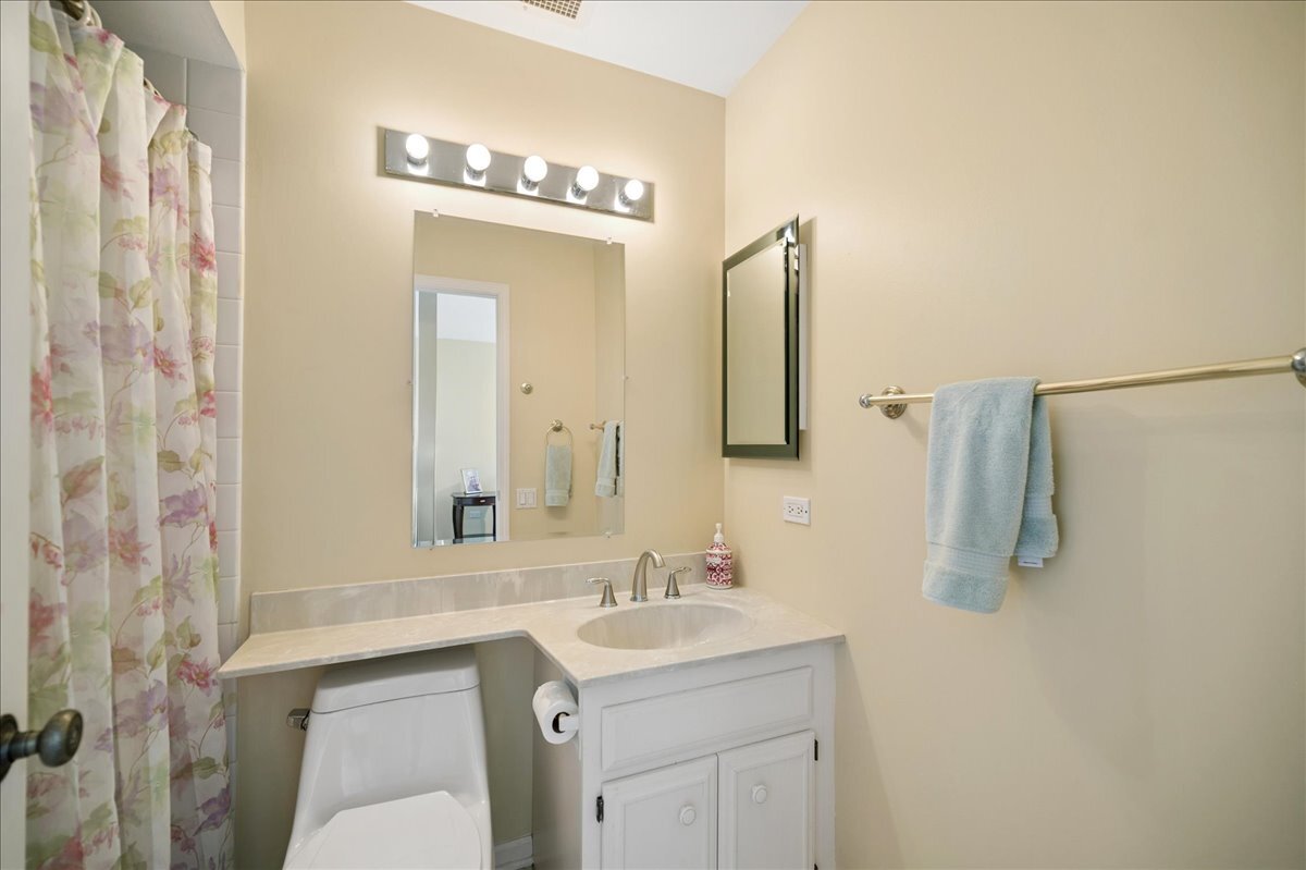 3741 Mission Hills Road, Unit 201 Northbrook, IL 60062 - Photo 23 of 26