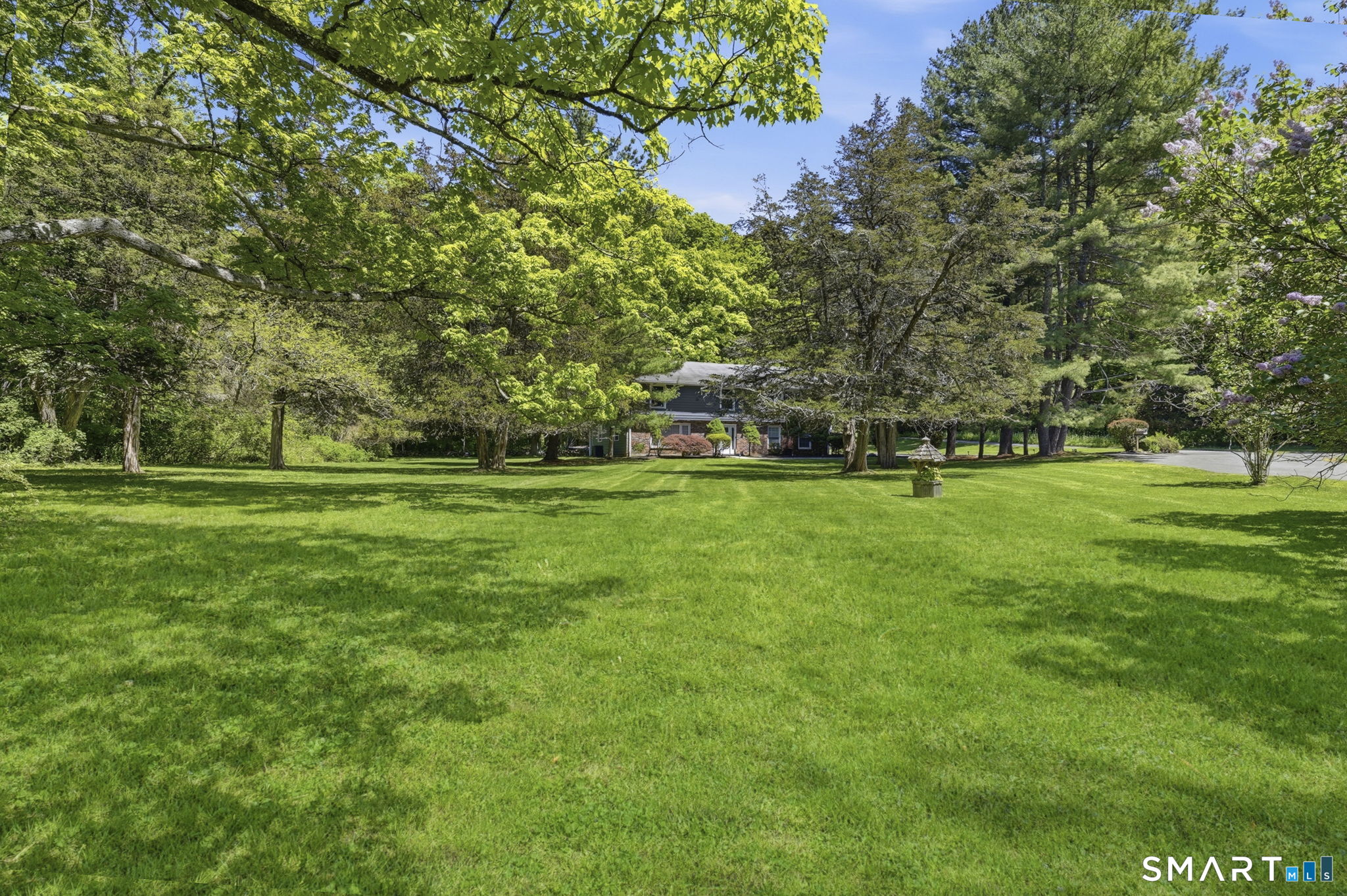 22 Cobblestone Place Wilton, CT 06897 - Photo 34 of 39