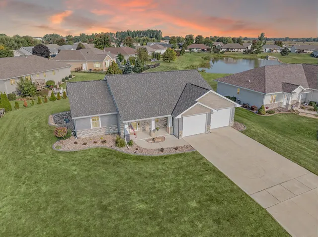 $499,000 | 1924 Andraya Lane, De Pere, WI 54115