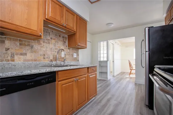 $1,990 | 3807 Joyce Drive, Bradenton, FL 34208
