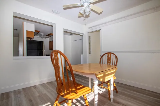 $1,990 | 3807 Joyce Drive, Bradenton, FL 34208