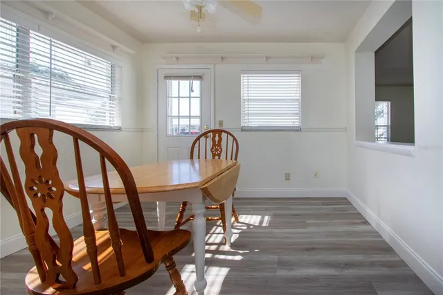 $1,990 | 3807 Joyce Drive, Bradenton, FL 34208