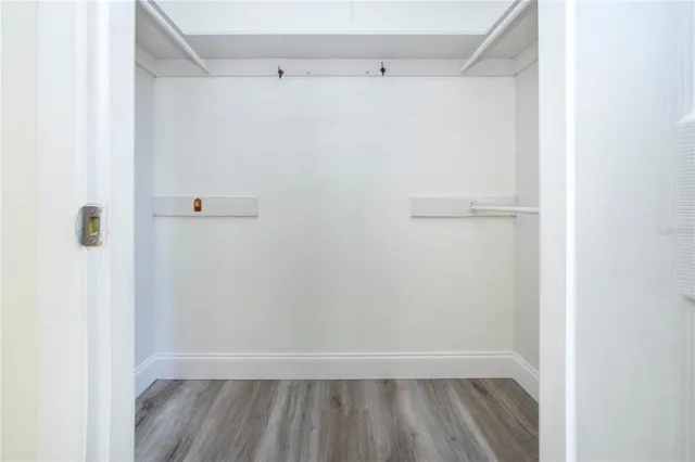 $1,990 | 3807 Joyce Drive, Bradenton, FL 34208