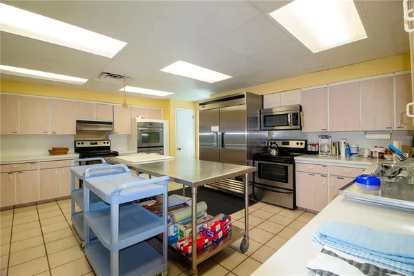 $1,990 | 3807 Joyce Drive, Bradenton, FL 34208