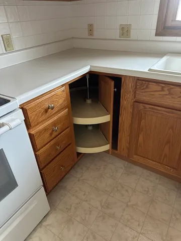 $185,000 | 803 East Washington Street, Le Roy, IL 61752