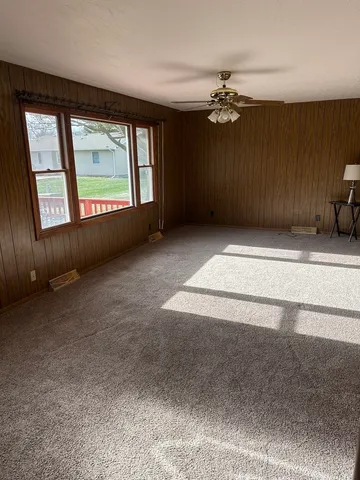 $185,000 | 803 East Washington Street, Le Roy, IL 61752