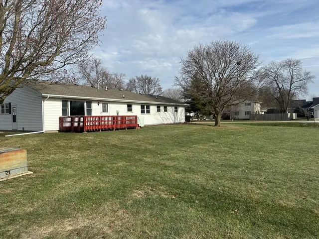 $185,000 | 803 East Washington Street, Le Roy, IL 61752
