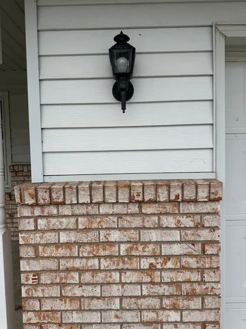 $185,000 | 803 East Washington Street, Le Roy, IL 61752