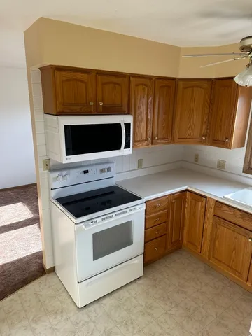 $185,000 | 803 East Washington Street, Le Roy, IL 61752