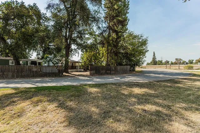 $62,500 | 17604 East Kings Canyon Road, Unit 2, Sanger, CA 93657