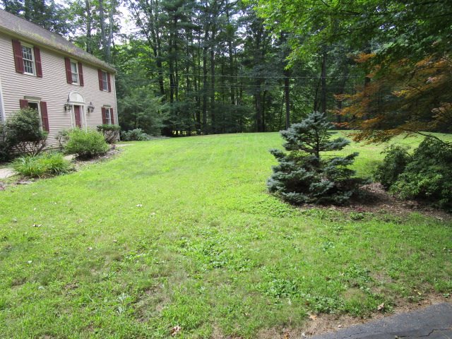 11 Parkhurst Road Merrimack, NH 03054 - Photo 6 of 40