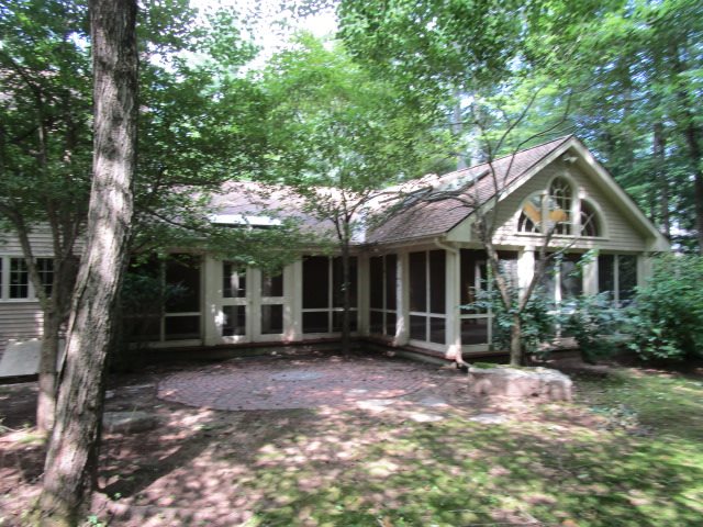 11 Parkhurst Road Merrimack, NH 03054 - Photo 7 of 40